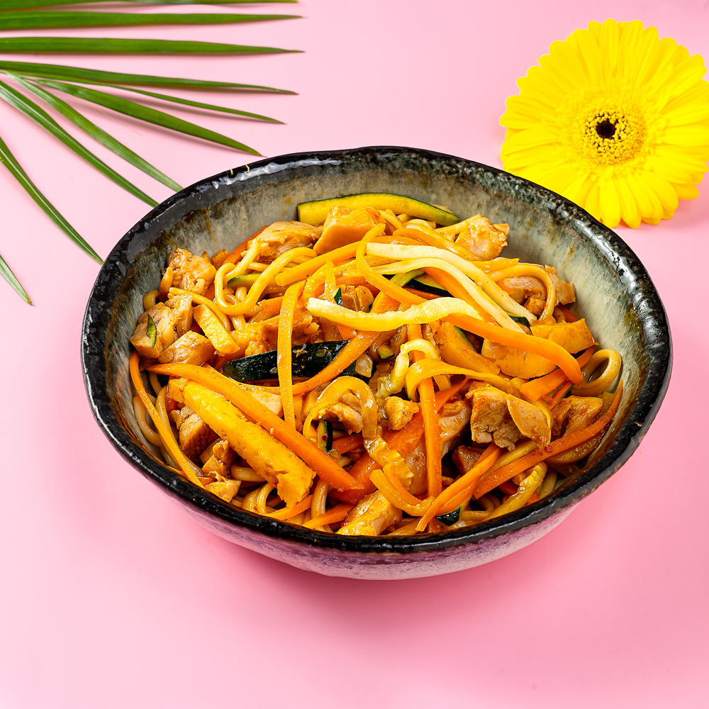 YAKISOBA POULET ÉPICÉ